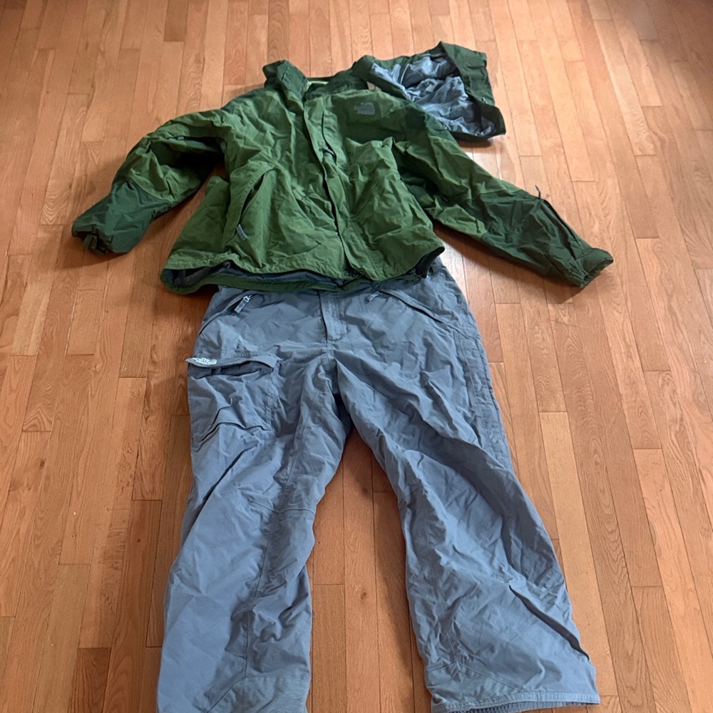 North Face Men’s Ski outfit